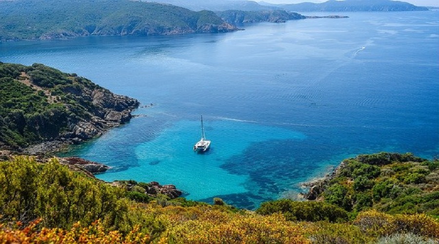 Tutti i vantaggi di una vacanza in catamarano